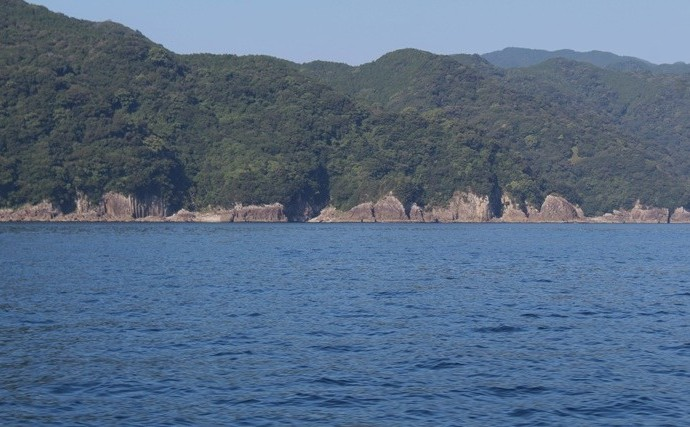 『ティーロMR』で挑む磯ロックフィッシュゲーム【三重・尾鷲】良型アカハタ＆オオモンハタ浮上！