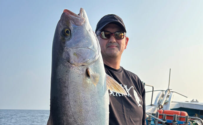 「カンパチ4kg浮上！」玄界灘のジギング船で青物ラッシュ【沖釣り釣果速報・福岡】