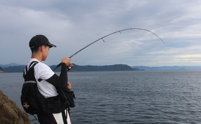 『ティーロMR』で挑む磯ロックフィッシュゲーム【三重・尾鷲】良型アカハタ＆オオモンハタ浮上！