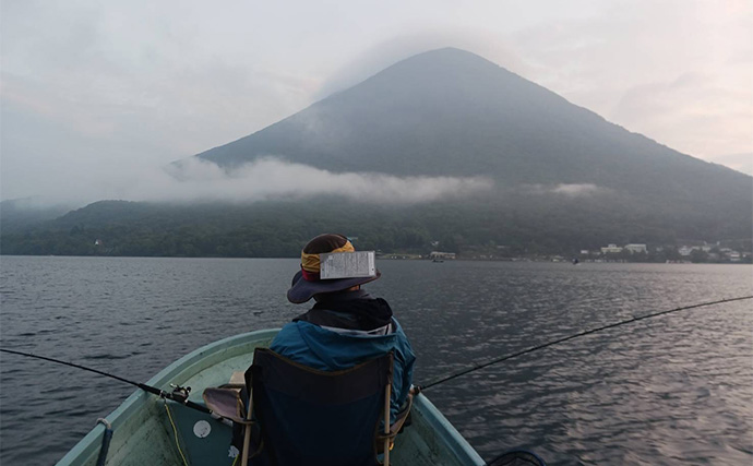 日本屈指の大物トラウトフィールド『中禅寺湖』で50cm超えレイクトラウトをキャッチ！