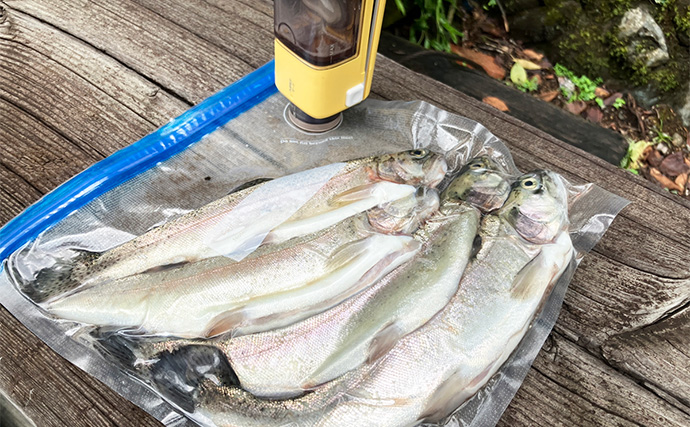 「釣ったその場で真空パック！」Suseal Homeを持ち込んでニジマスを丸ごと保存＆調理してみた