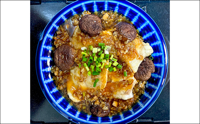 「イワシ泳がせてドラグがジー！」3.2kg良型ヒラメ浮上【千葉・忍丸】大型狙い撃ち可能なタックルとは