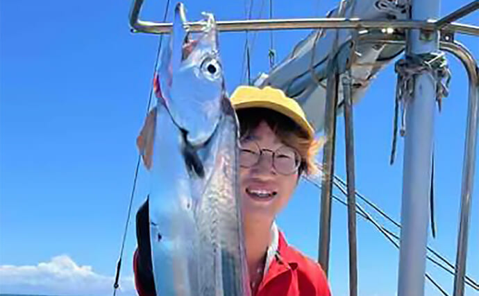 【沖釣り釣果速報】大分沖のタチウオ便で指幅7本ドラゴンサイズ好捕！（大分・熊本）