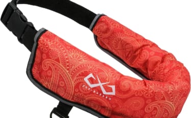 「落水の一瞬を守る！」BASAROの手動膨張式ライフジャケットで【安全…