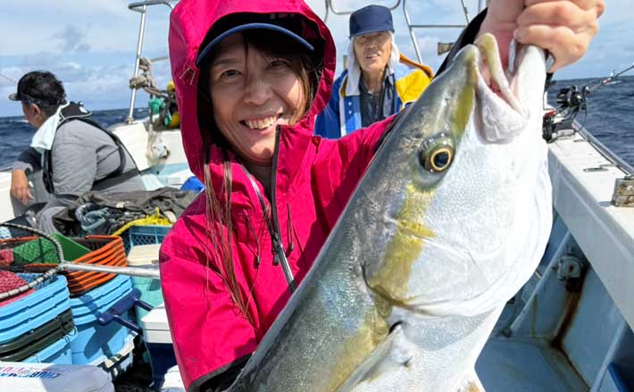 沖釣り釣果速報】落とし込み釣りで106cmヒラマサ浮上！多彩な魚種が