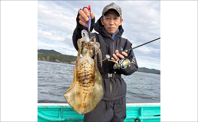 【沖のルアー釣果速報】ティップランでアオリイカ船中23匹！サオ頭は7匹をマーク（三重）