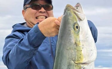 【沖のルアー釣果速報】持ち上がらないほどの重量感！ジギング船で7kg超…