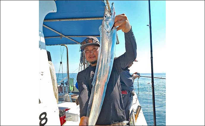 豊後水道エリアの船タチウオ釣りで指幅3〜5本クラスが連発【山口・直穂丸】深場狙いでサイズアップ
