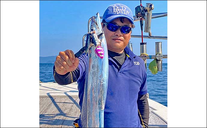 豊後水道エリアの船タチウオ釣りで指幅3〜5本クラスが連発【山口・直穂丸】深場狙いでサイズアップ