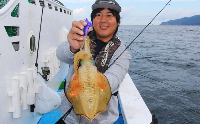 「新・最強伝説誕生！」新製品エギ『アオリクスTR』デビュー戦でアオリイカ乱舞【福井】