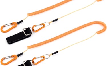 不意の「ポチャン」を防ぐ！尻手ロープでロッドをしっかり守る安心装備