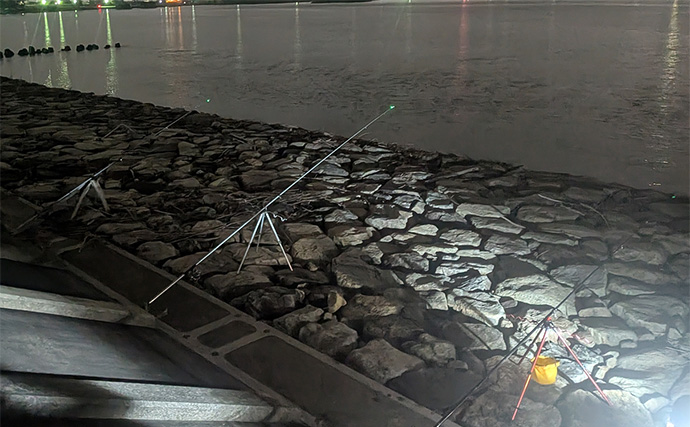 「太ウナギ＆年無しクロダイWヒット！」宮川の夜釣りで苦戦の末に良型登場【三重】