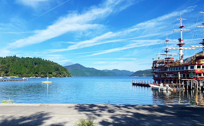 「ワカサギ釣りと足漕ぎカヤックの相性は想像以上！」大群捉えて入れ食い堪能【芦ノ湖】