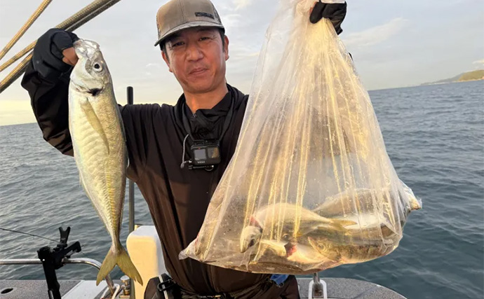 47cmギガアジ堂々浮上！【大阪】DEEPバチコンアジングで大型アジが船中連発