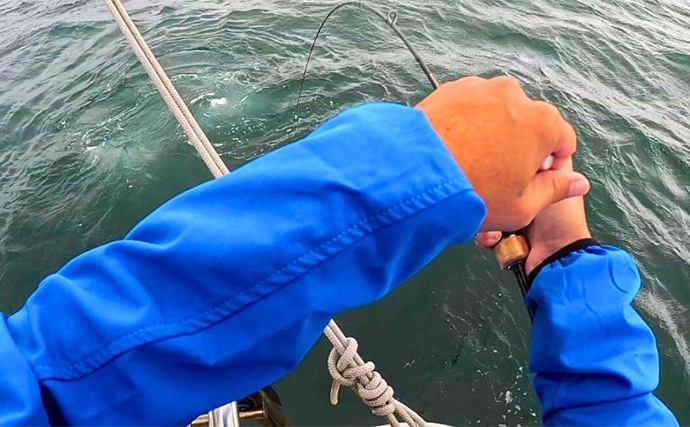 アカムツ釣りで本命続々！【富山・大将軍丸】誘いやハリスの長さ調整でアタリ引き出す