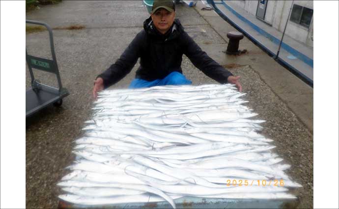 【沖釣り釣果速報】五目釣りで1kg級交じりにシマアジ全員安打！竿頭は7匹確保（愛知・静岡）