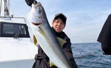 【沖釣り釣果速報】玄界灘の落とし込み釣りでヒラマサ110cm浮上！船中…