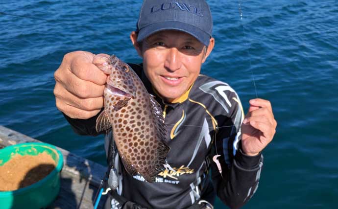 迫間浦のイカダ釣行でエギングと五目釣りを1日で満喫！【三重】アオリ8匹＆アジ25匹の好釣果