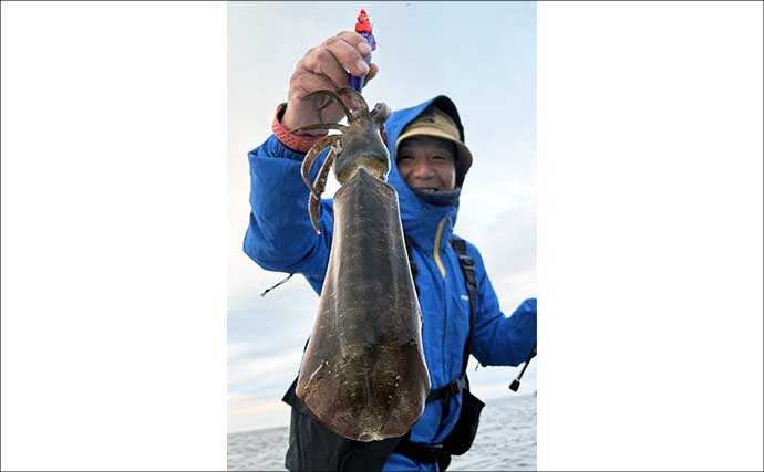 【沖のルアー釣果速報】鳥羽沖のキャスティングゲームでサワラ93cm含む青物が大連発！（三重）