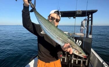 【沖のルアー釣果速報】伊勢湾沖キャスティングゲームで良型サワラ連発！（…