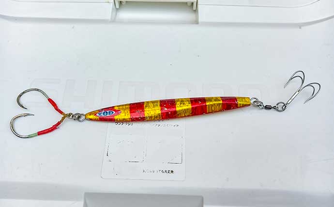 師崎沖のジギングでブリ2匹＆ワラサを手中！【愛知】タチウオに食らいついた珍客トラフグも登場