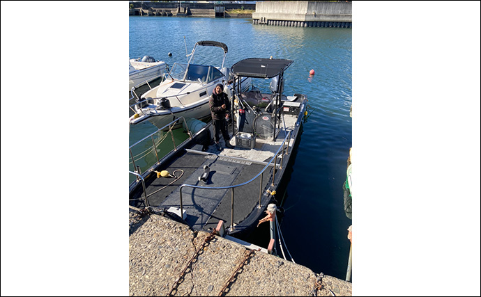 奥伊勢湾のサワラキャスティングゲームで60cm級サゴシ手中　スロージャークに反応