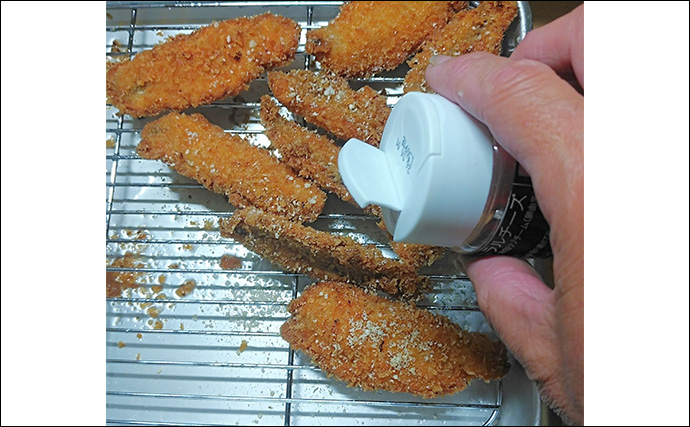 釣魚で作る「ビールのおつまみ」レシピ：マルセイゴのチーズカツ　パン粉は強めに付けて