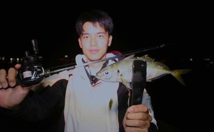 「遠投・感度・操作性の三拍子が揃った！」26コルトで沖堤アジングを攻略成功【兵庫・志筑一文字】