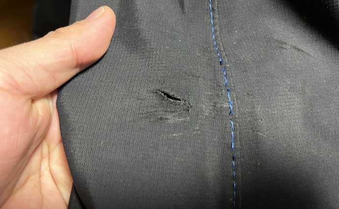 「転んでウェーダーが破けた！」 ボンドを使った補修方法と作業時の注意点を解説