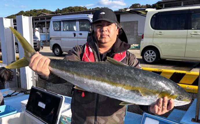 【沖釣り釣果速報】鷹島沖の落とし込み釣りでヒラマサ7.5kg浮上！青物は船中50尾の爆釣（長崎・佐賀）