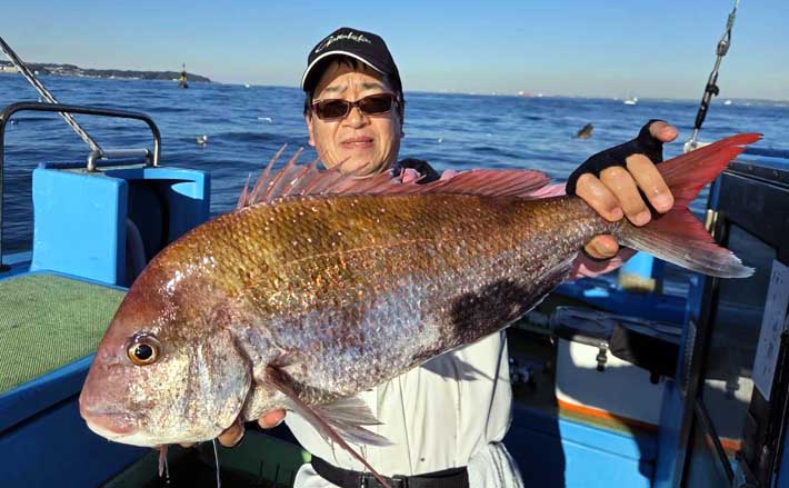 関東エリアの【船釣り特選釣果】マダイ五目で良型浮上！アマダイ
