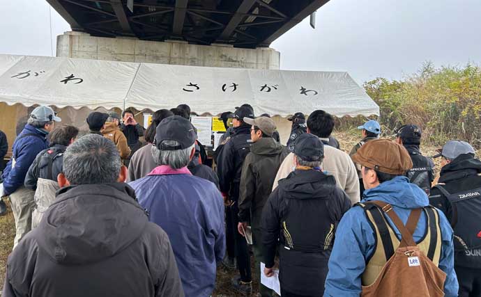 鮭川の鮭有効利用調査で良型73cm4.6kg浮上！【山形】仲間は念願の初サケを手に