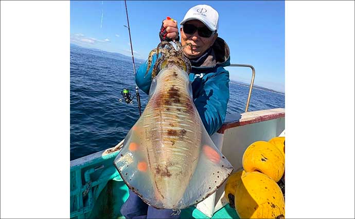 23kg「タネトン」浮上！【速報・沖のルアー釣り】三重沖トンボジギングでビッグヒット