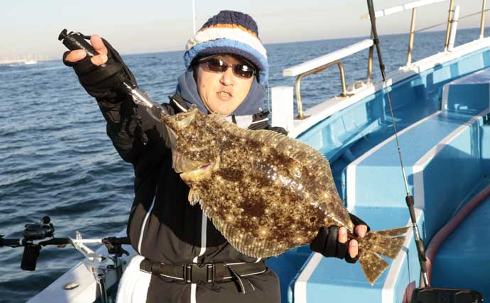鹿島沖のヒラメ釣りで最大2.5kg＆トップ6尾手中【茨城】水深20m前後が狙い目
