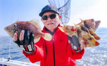 「小ダイ・カワハギ・クロダイ揃い踏み！」忠栄丸のウタセ五目釣りで五目成…