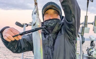 「まるで修行？」富山湾のナイトテンヤタチウオ釣りで指4本級手中【富山県…