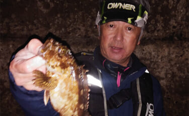 夜の堤防でアラカブが連発！【熊本・三角】電気ウキと虫ヘッド2種の仕掛け…