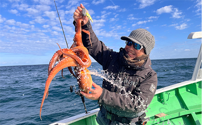 鈴木斉プロ解説】常磐沖・渡りタコのヒット率アップ術 「エサの有無