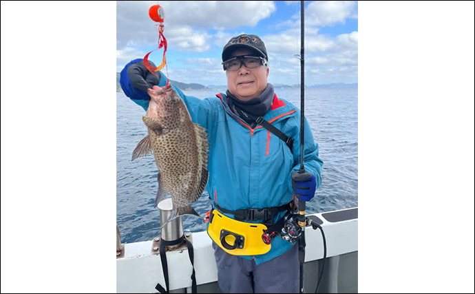 「釣りの聖地」五島列島遠征ルアー釣行で11kgヒラマサ登場　キャスティングにヒット