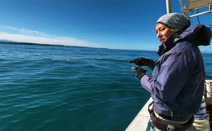 日本海タイラバ＆ティップラン豪華リレー釣りを満喫【新潟】良型マダイに大型アオリイカが浮上！