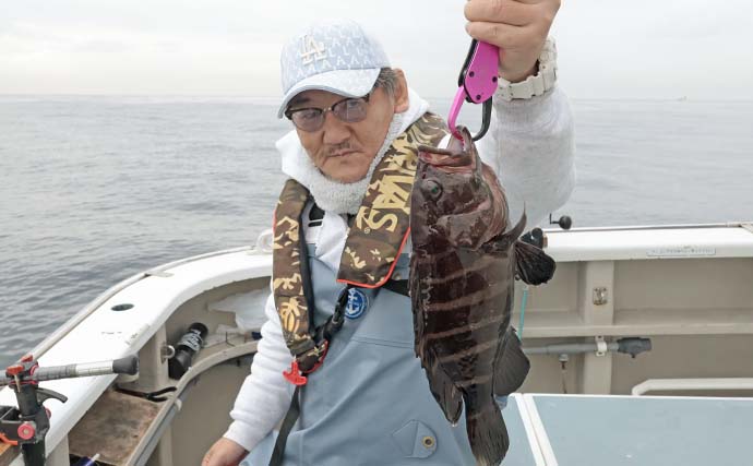 相模湾の沖五目釣りでアジ11～39尾に2.4kgマダイ手中【洋征丸】カンパチ・マハタ・クロムツも登場