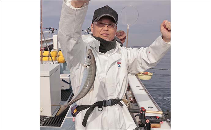 相模湾の沖五目釣りでアジ11～39尾に2.4kgマダイ手中【洋征丸】カンパチ・マハタ・クロムツも登場