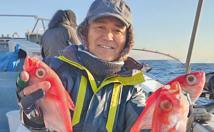 相模湾ライト深場釣りで大型クロムツ11尾がトップ【神奈川】キンメ2尾