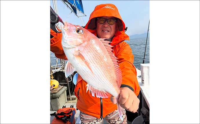 【沖釣り釣果速報】落とし込み釣りで8kg級大型ブリ浮上！5kg級ヒラメもヒット（大分・熊本）