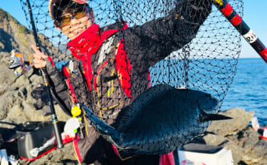 沖磯フカセ釣りで37cmクロを好捕！【大分・大和丸】30cm級クロは入…