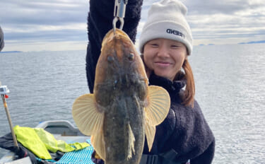 ボートルアーゲームで55cmマゴチをキャッチ！【三重】ワームのテールカ…