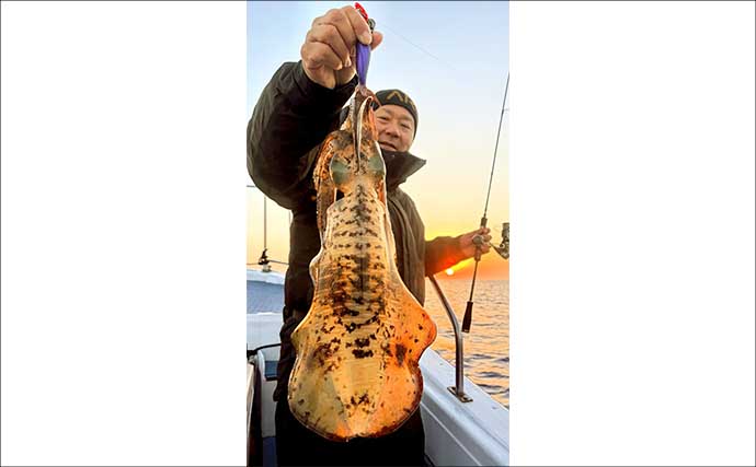 【沖のルアー釣果速報】ヤリイカ半夜便で船中トップ30匹も！三重沖イカメタルが好調（三重）