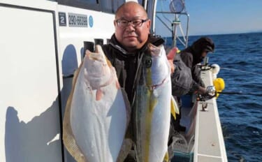 宗像・大島沖の落とし込み釣りで大型ヒラメ2尾に青物手中！【福岡】下げ潮…