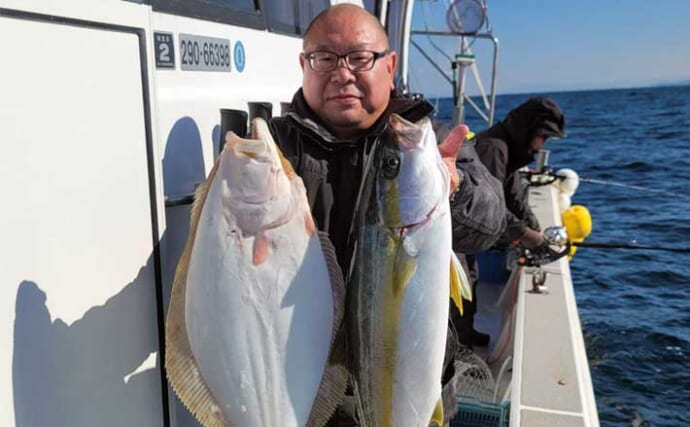 宗像・大島沖の落とし込み釣りで大型ヒラメ2尾に青物手中！【福岡】下げ潮で好転