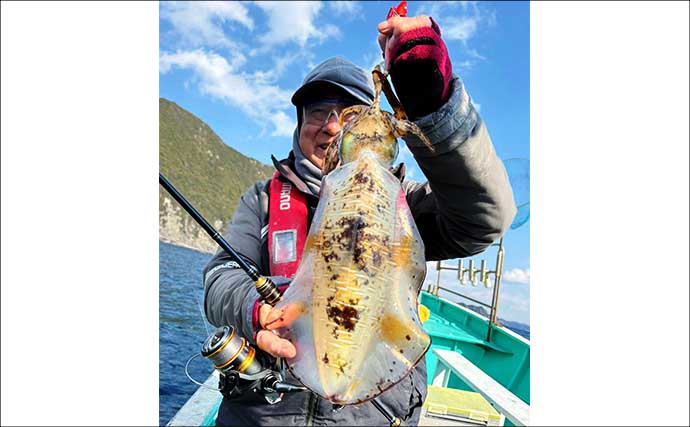 【沖のルアー釣果速報】ジギングで6.7kg級を頭に極太サワラ乱舞！青物交じりで高活性続く（三重）